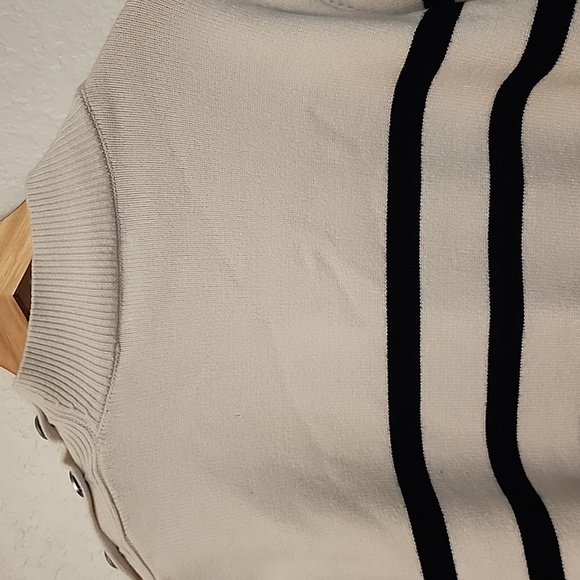 KIRUNDO Striped Knit Turtle Neck Sweater with Metal Shoulder Buttons - Picture 11 of 16